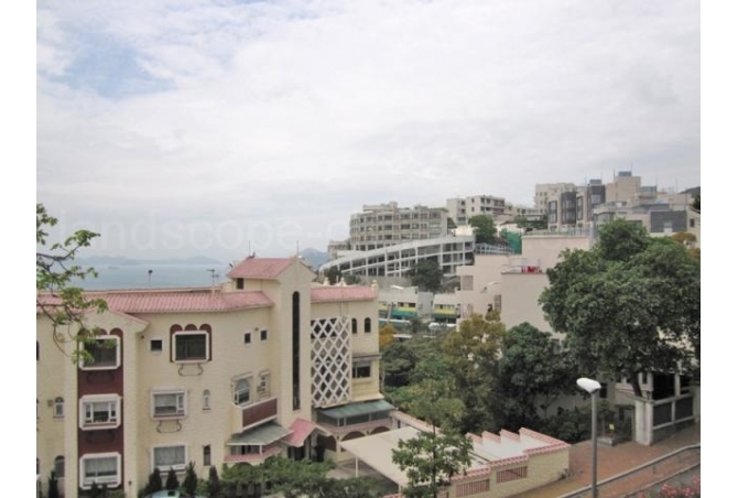 Chung Hom Kok Road JPG